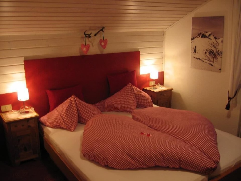 Double Room, Balcony, Mountain View