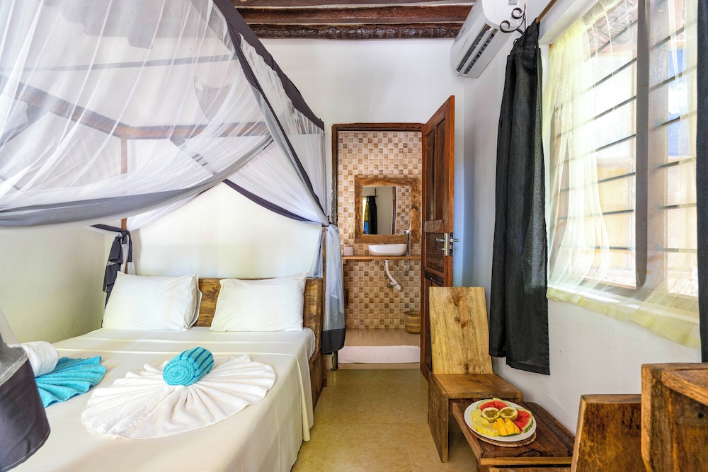 Superior Double Room (Bungalow) photo 3