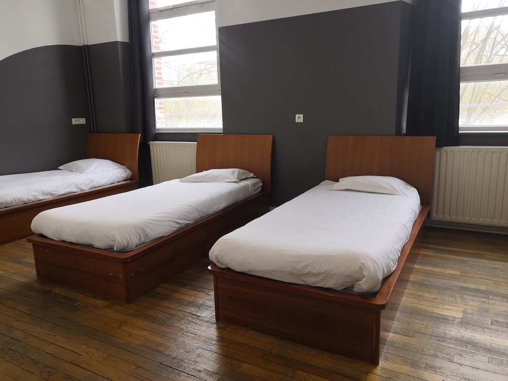 Quadruple Room, Private Bathroom - Photo 1