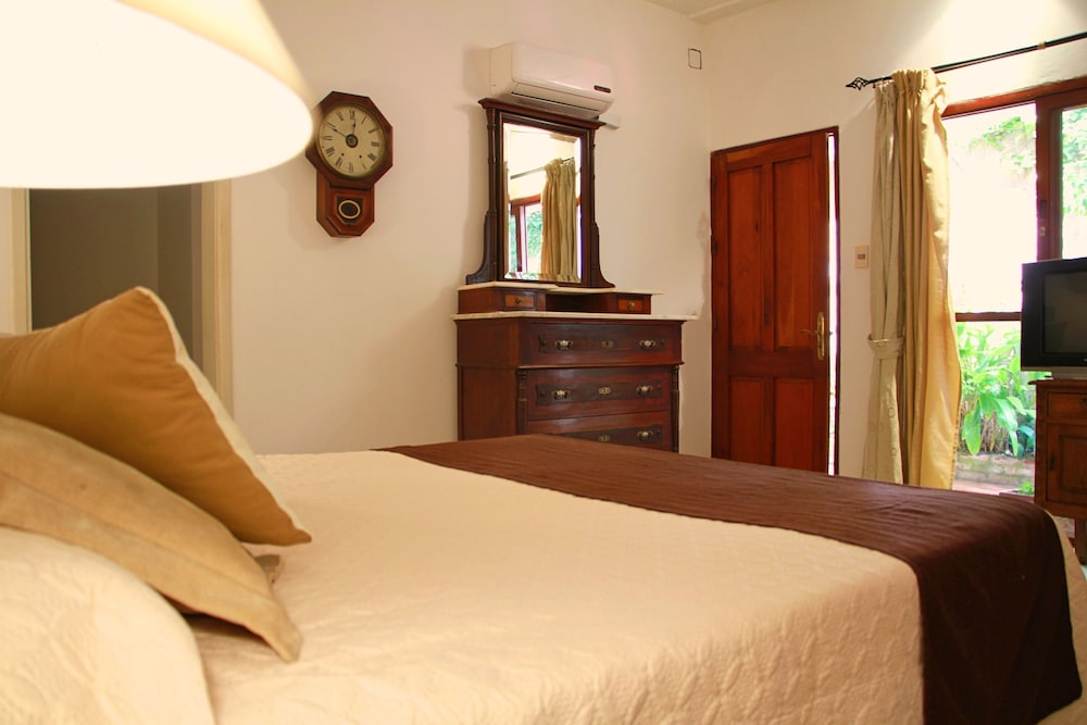 Standard Room photo 2