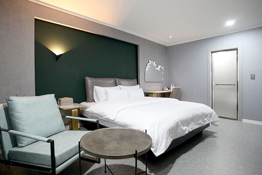Premium Double Room, 1 Double Bed, Non Smoking photo 1