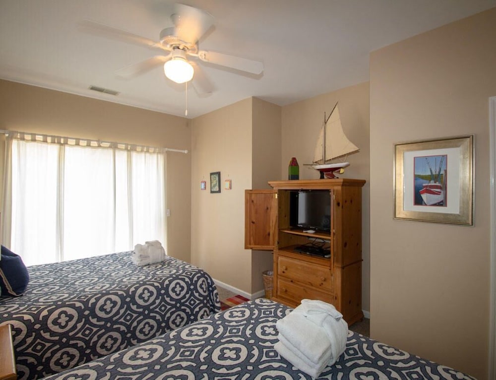 Cottage, Multiple Beds, Balcony, Golf View photo 3