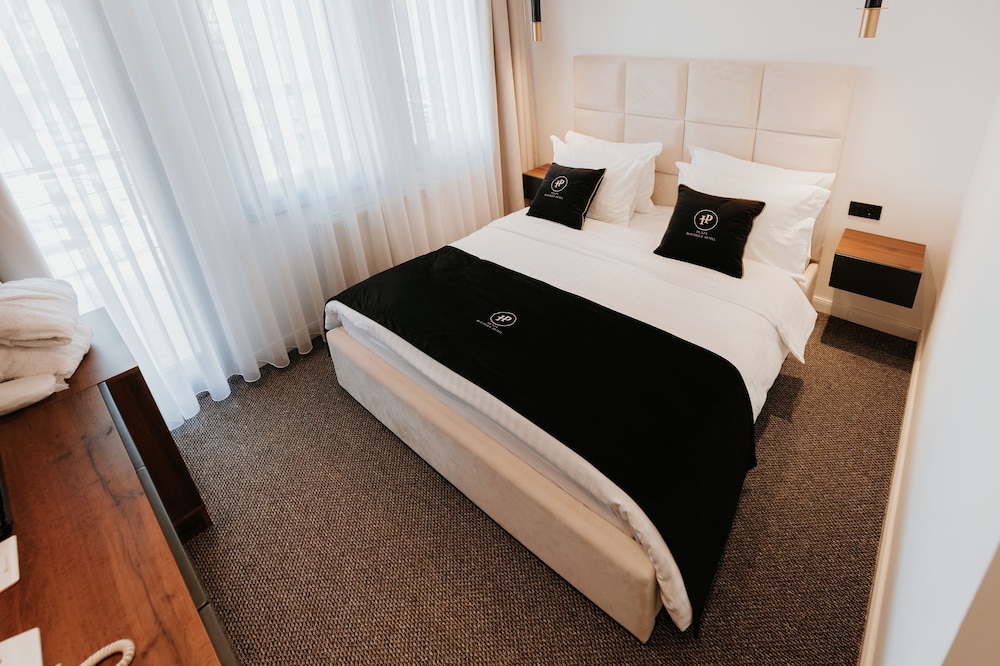 Standard Double Room - Photo 3