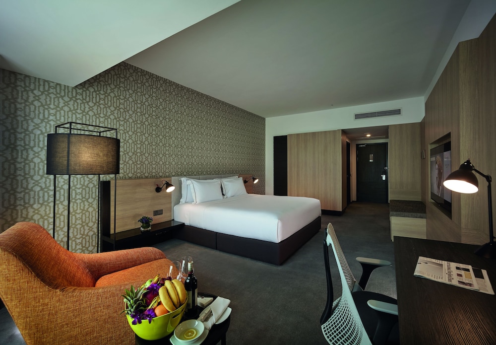 Executive Room - Photo 1