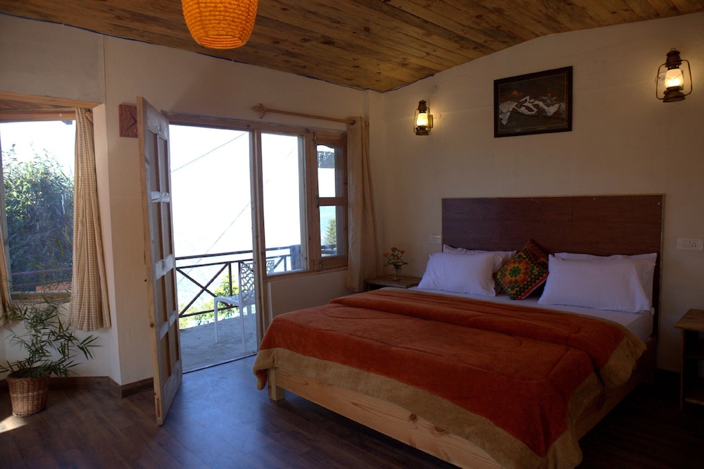 Himalaya Facing Luxury Cottage photo 2