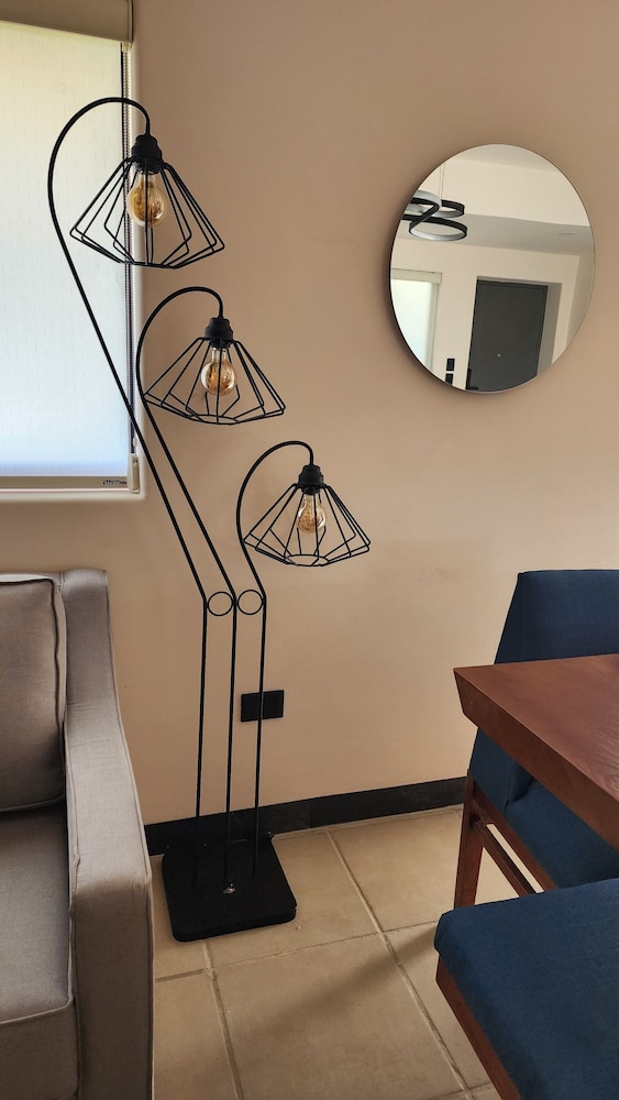 Family Room - Photo 15