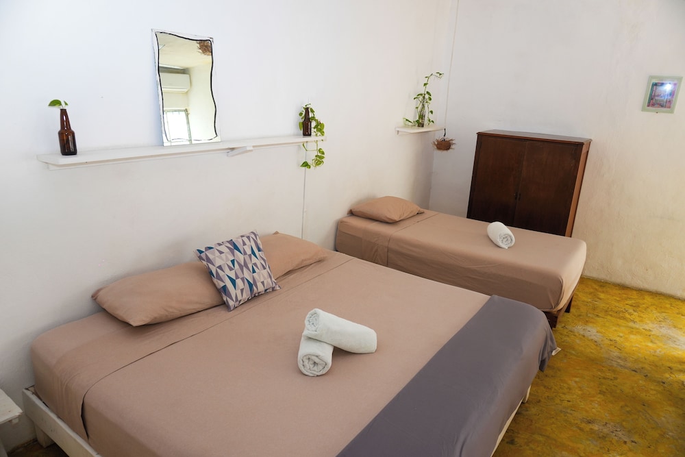Family Bungalow, Multiple Beds, Kitchen, Garden View