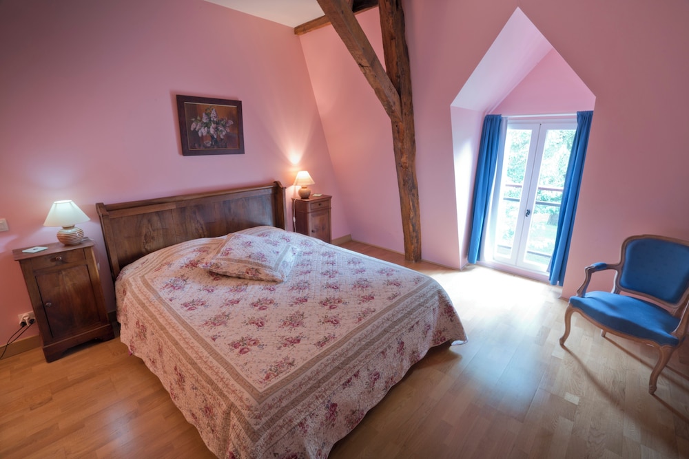 Double Room (Rose) photo 1