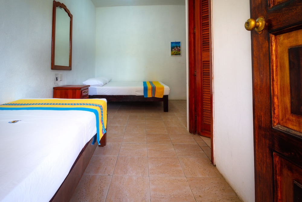 Standard Room - Photo 2