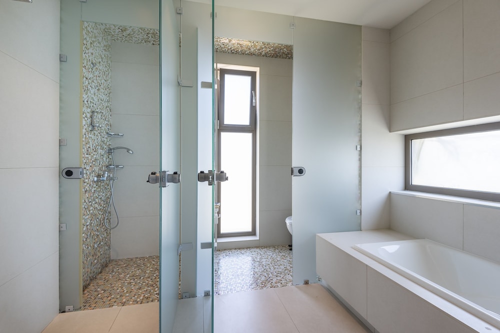 Maisonette Suite Sea Front with Sharing Pool - Photo 2