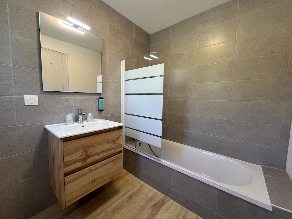 Superior Quadruple Room photo 3