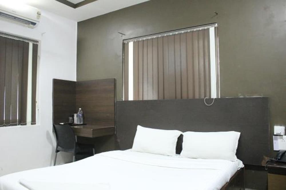 Deluxe Room, 1 Double Bed photo 2