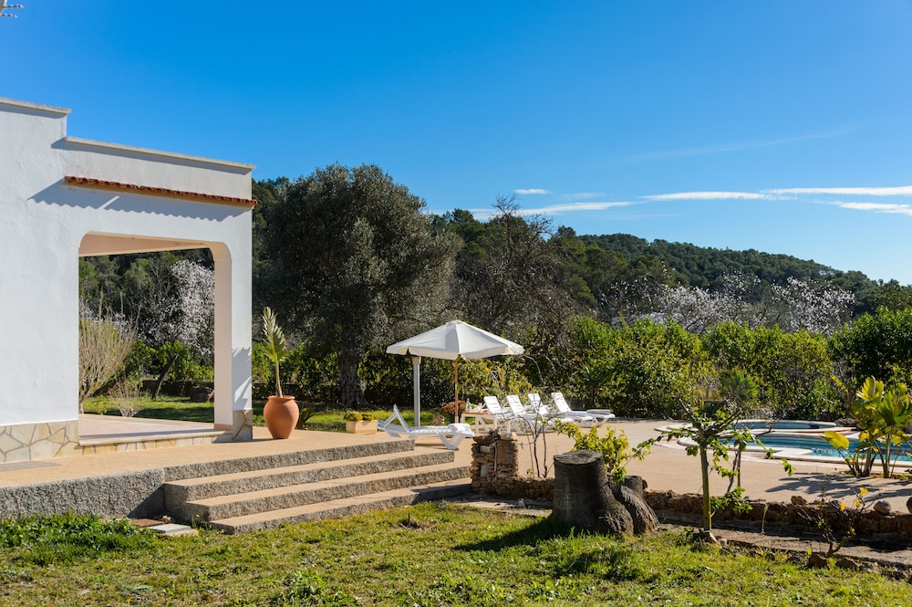 Comfort Villa, 5 Bedrooms, Private Pool photo 3