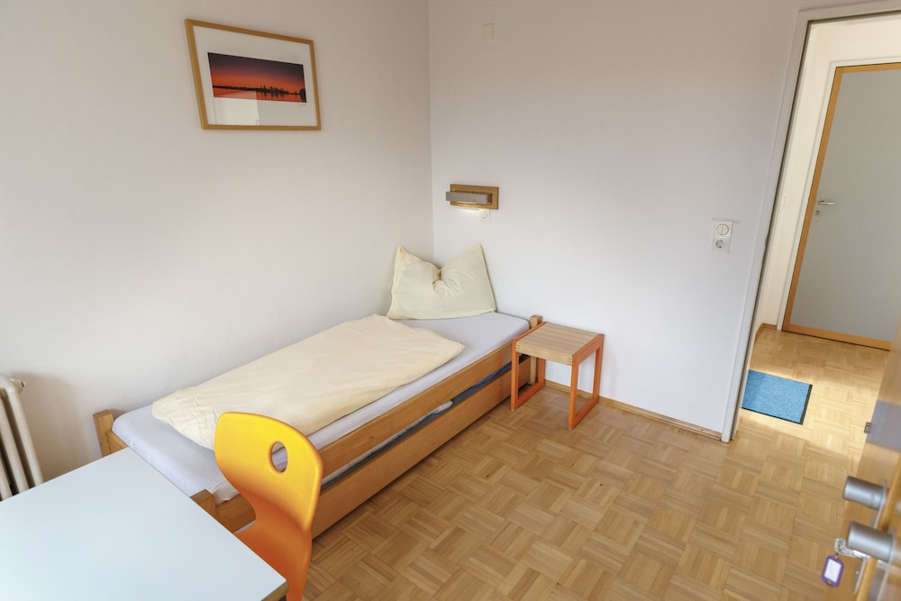 Single Room photo 1
