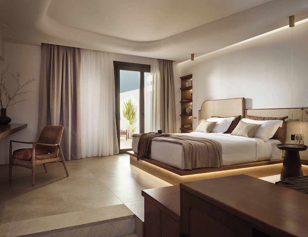 Suite with Plunge Pool