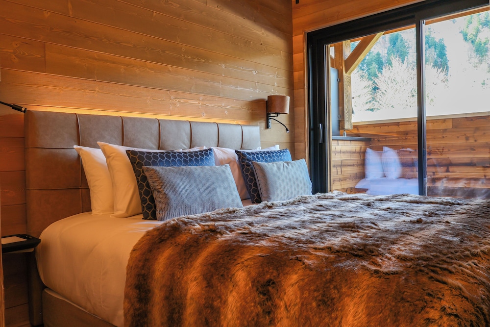 Superior Double Room, Balcony, Mountain View