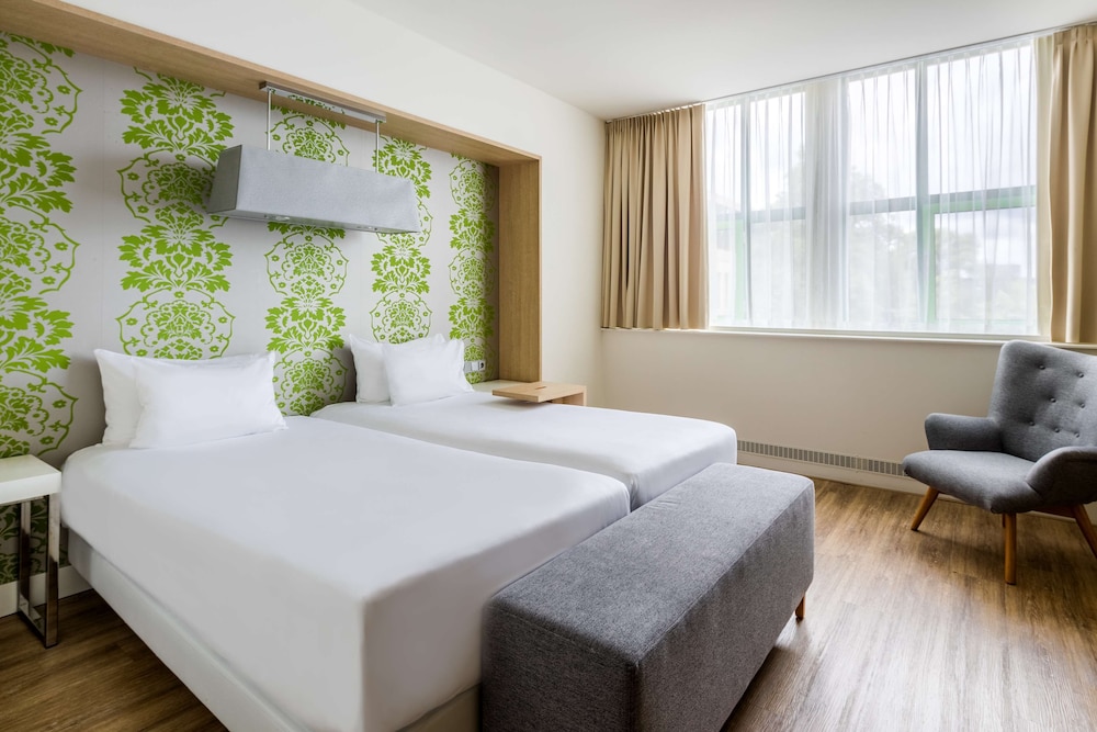 Superior Room (Extra Bed 3 adults) photo 3
