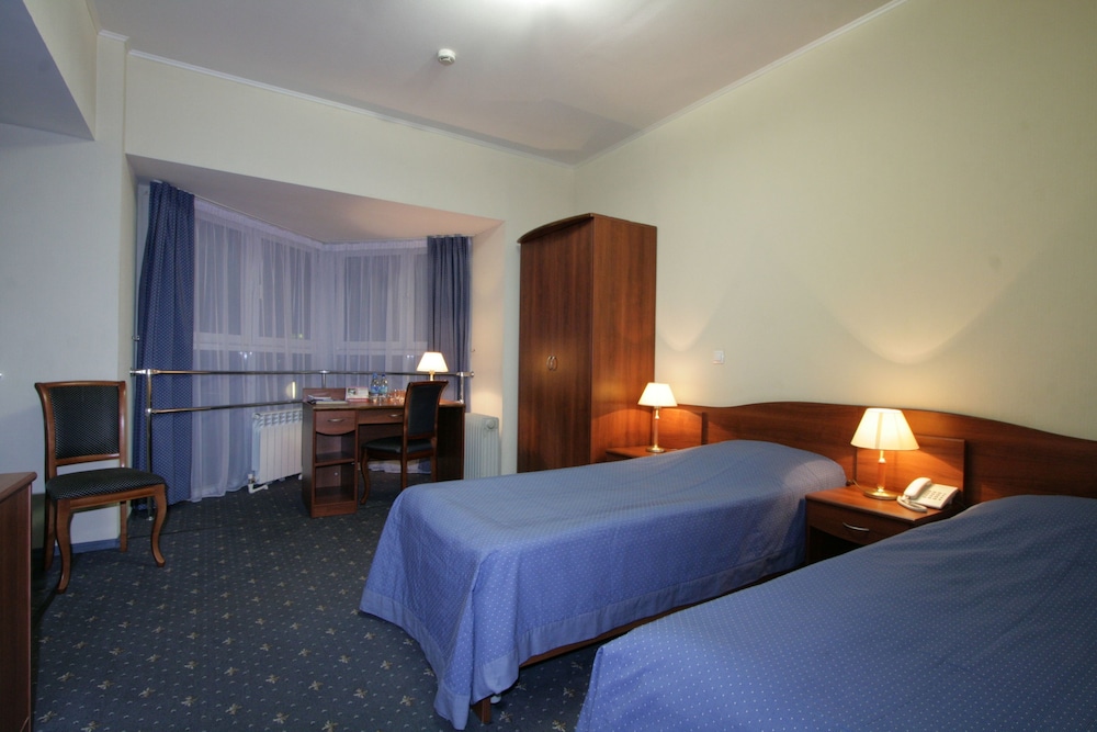Standard Twin Room photo 2