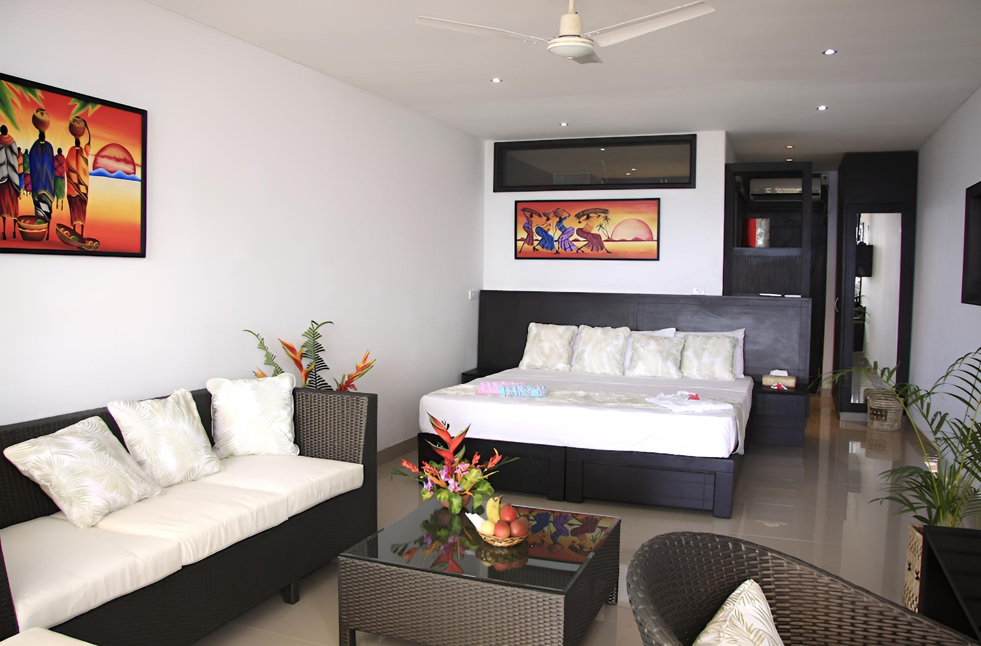 Oceanfront Room photo 1