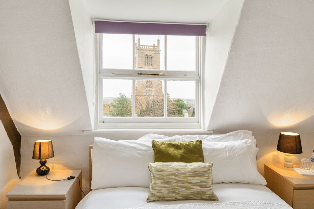 Double Room, Private Bathroom, Courtyard View (Attic Double Room) photo 3