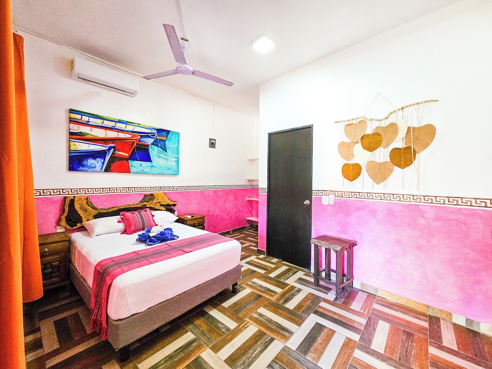 Deluxe Room, Pool View