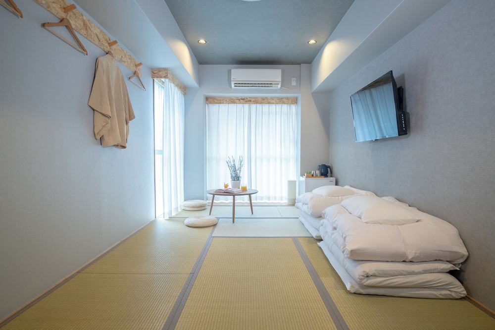Essential tatami Room up to 3 futon beds (Non-smoking) - Photo 1