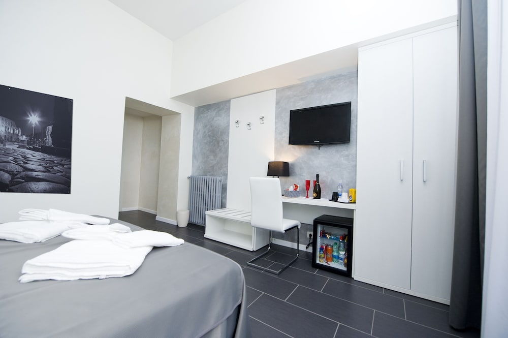 Superior Double or Twin Room photo 3