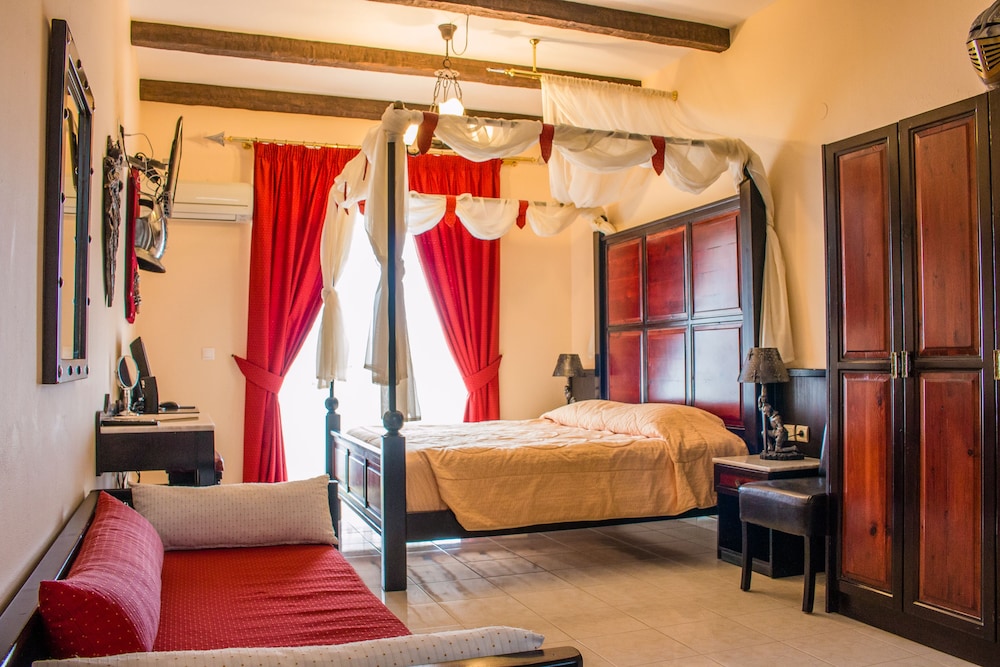 Suite (Adults Only) - Photo 15