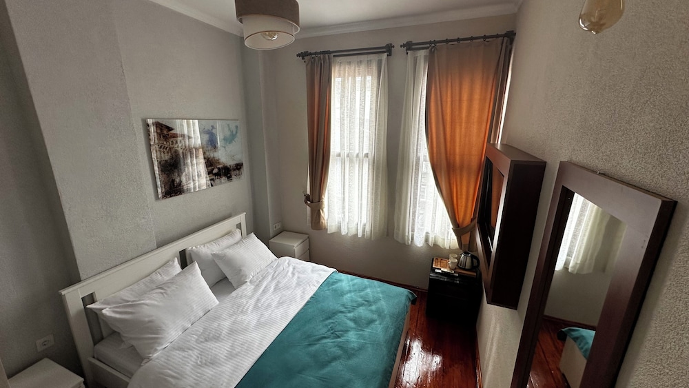 Standard Room photo 1