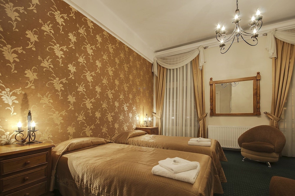 Classic Double or Twin Room - Photo 6