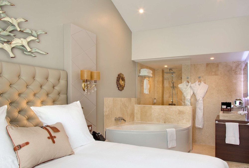 Family Suite, 1 King Bed (Tropezienne) photo 2