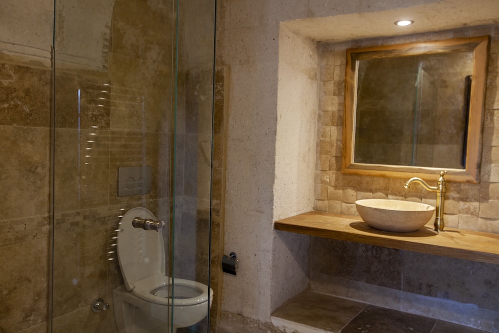 Honeymoon suite With Jakuzi photo 2
