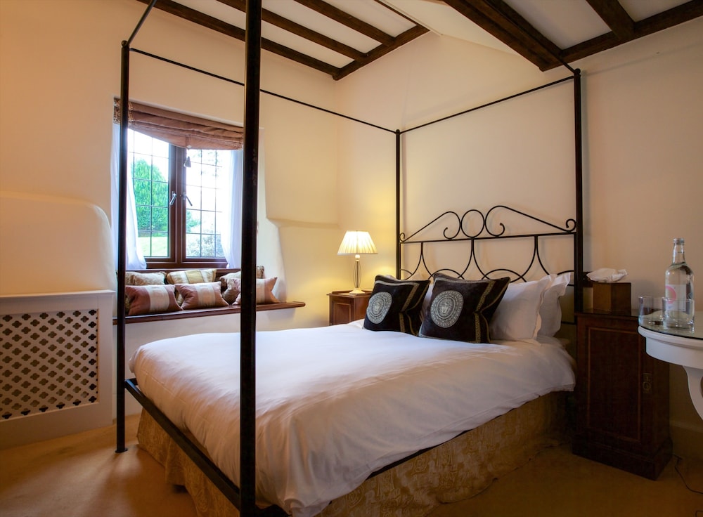 Gatehouse Suite
