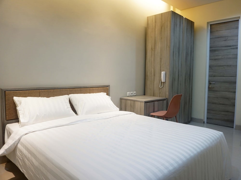 Deluxe Room - Photo 1