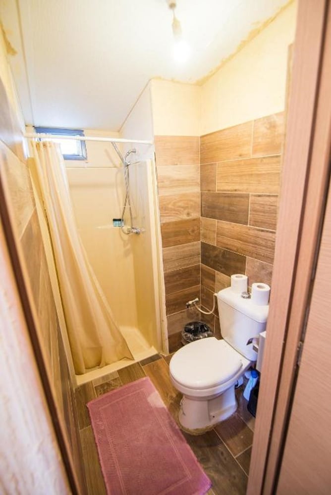 Basic Quadruple Room, Non Smoking photo 2