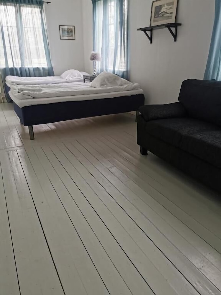 Basic Double Or Twin Room photo 2