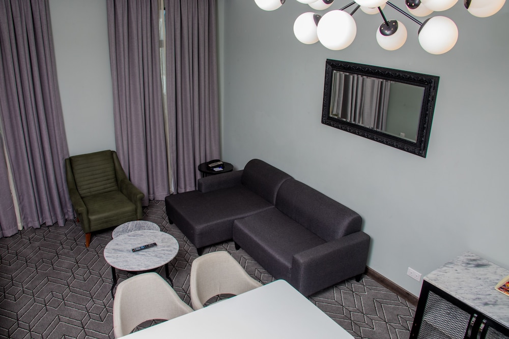 Junior Suite - Photo 8