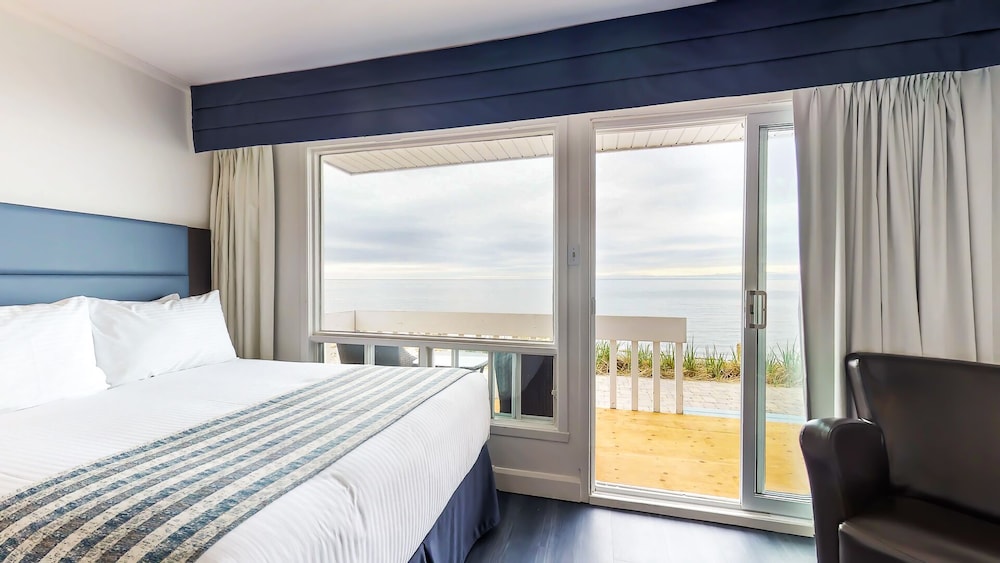 Superior, Sea View, 2 Queen's, shared balcony, outside entrance photo 1