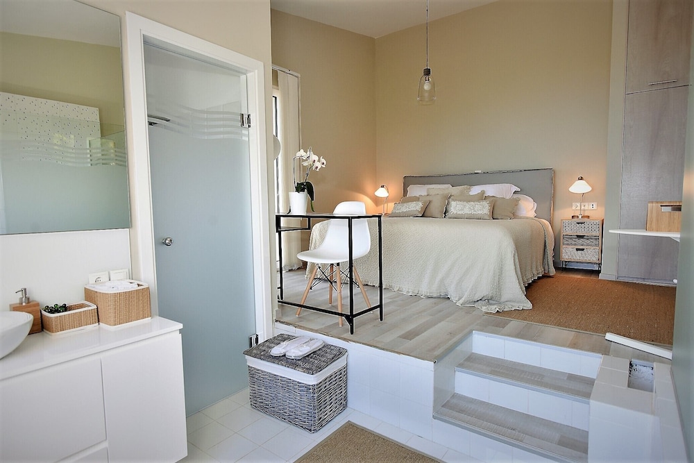 Luxury Villa, Sea View photo 3