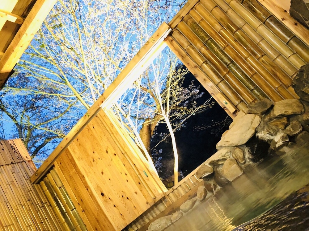 Room with Private Open-air Bath for 5 People photo 3