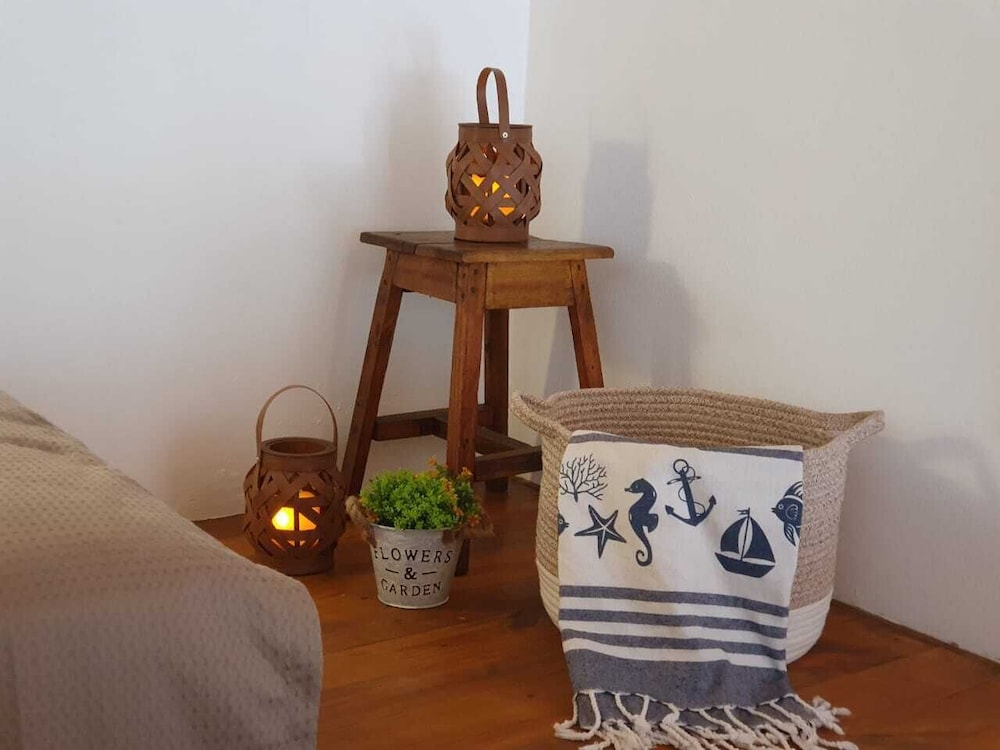 Superior Bungalow - Photo 10