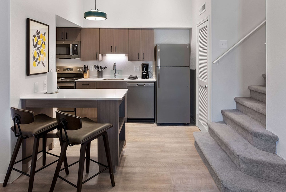 Loft, 2 Bedrooms - Photo 10