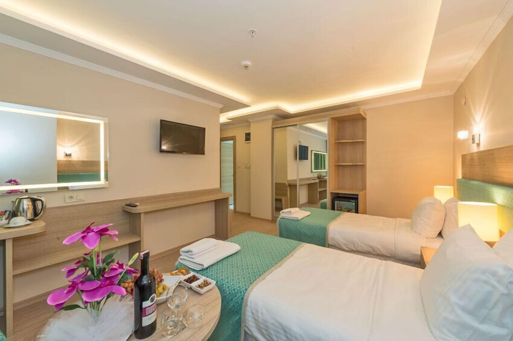 Quadruple Room photo 3