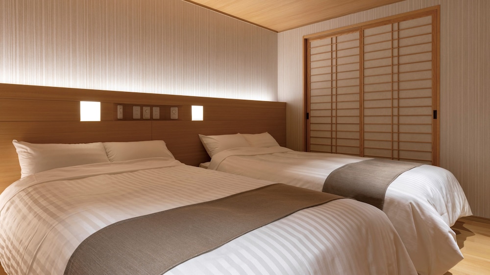 [Premium Floor] Luxury Suite with Outdoor Bath, Non Smoking (82 sqm)
