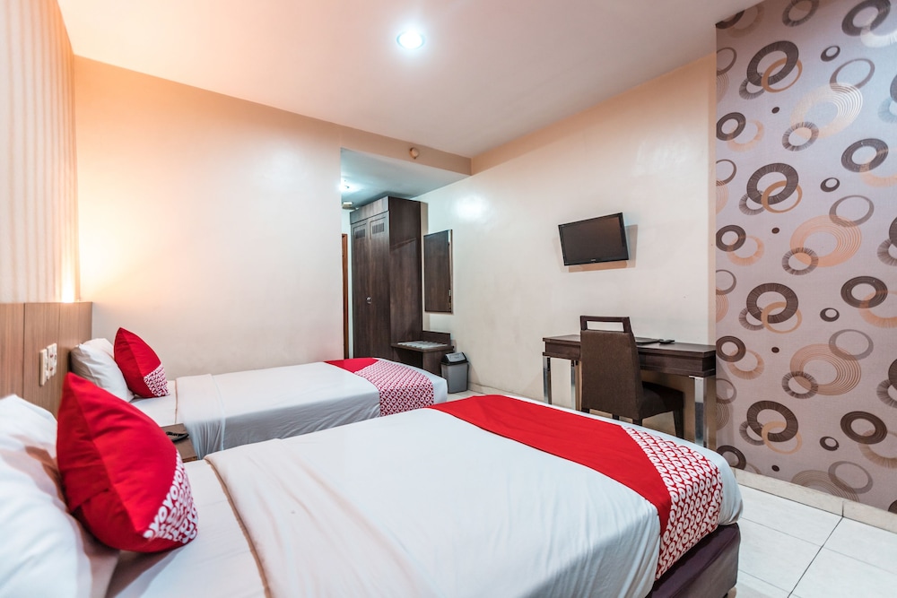 Standard Twin Room - Photo 3