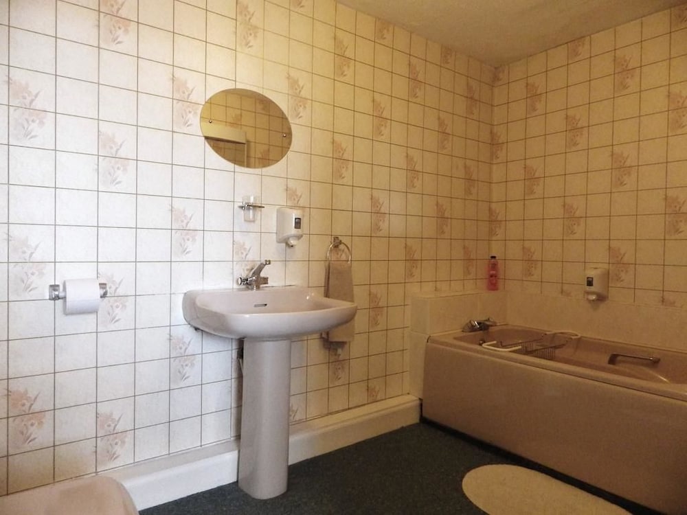 Twin Room, Non Smoking, Kitchenette photo 2