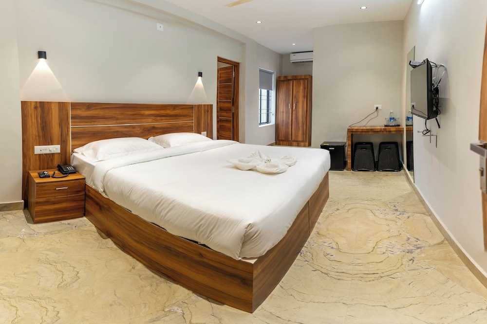 2 BedRoom Suite photo 2
