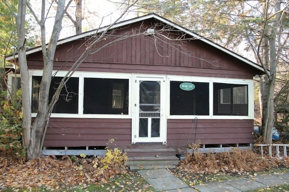Cottage, 1 Queen Bed with Sofa bed (Sully Bea)