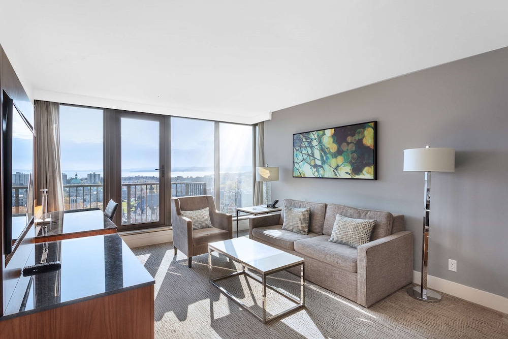 King, Suite, Kitchenette