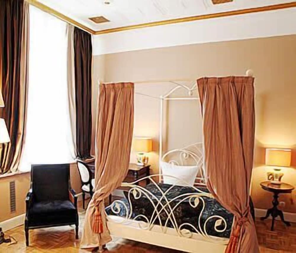 Standard Double Room photo 2